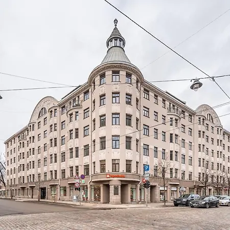 Top Location In Riga With Wifi Exterior photo